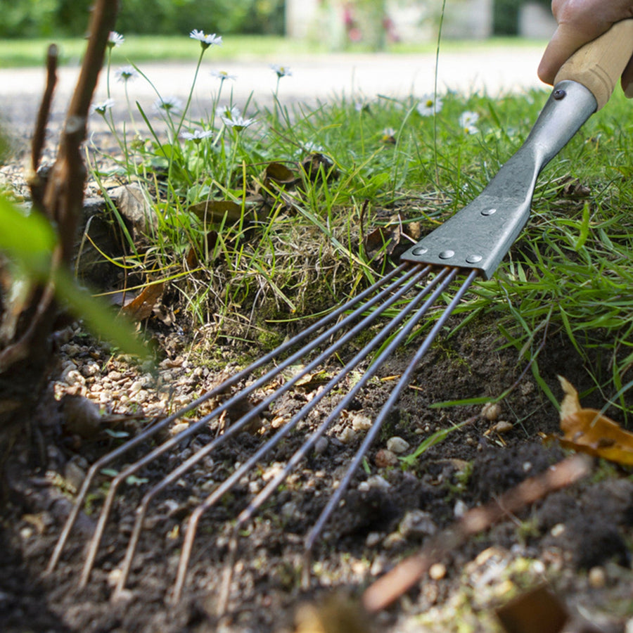 Darlac Bamboo Hand Rake